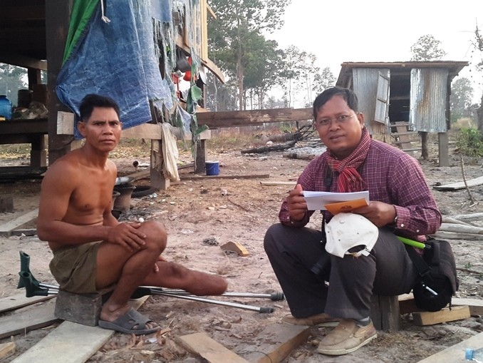 円福井戸設置予定のミトさんとソファット氏