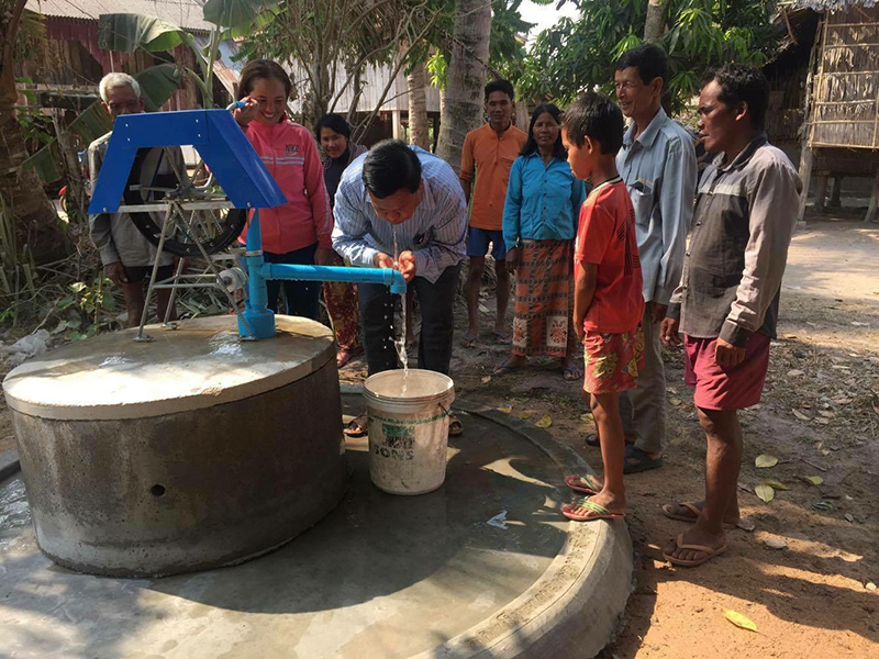 おいしい水が出たようですね。